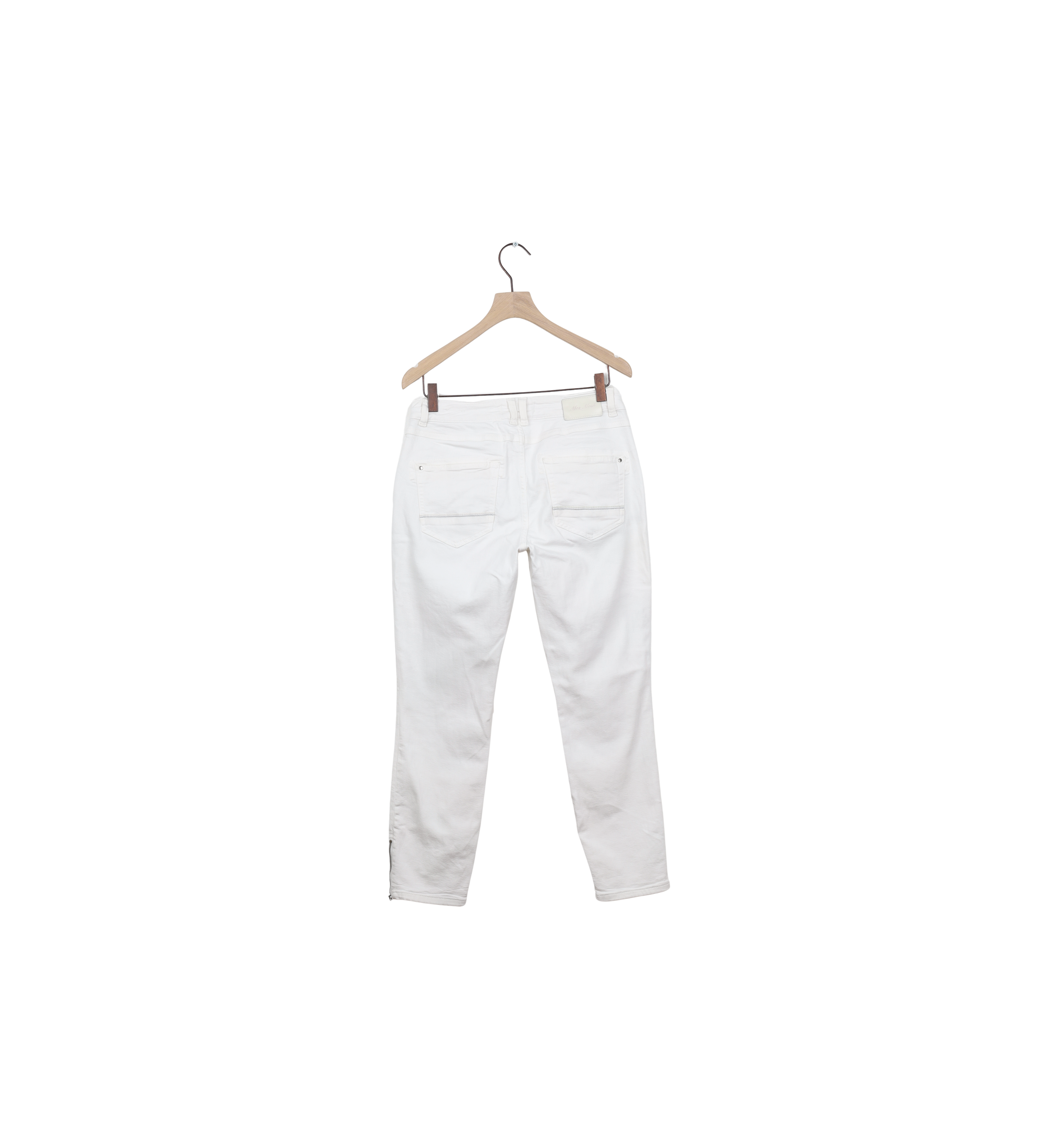Packshot / White / ReLoved